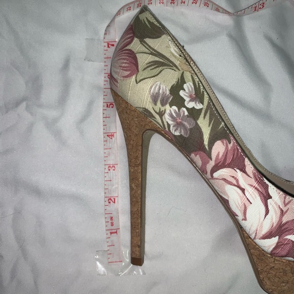 Aldo Floral Print Platform Heel - Picture 6 of 7